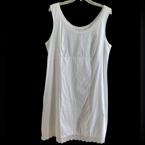 ANTIQUE HANDMADE WHITE COTTON SLIP NIGHTGOWN Lace Trim  Edwardian Cottagecore - Picture 4 of 9